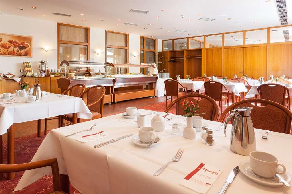 Morada Hotel 기포른 레스토랑 사진